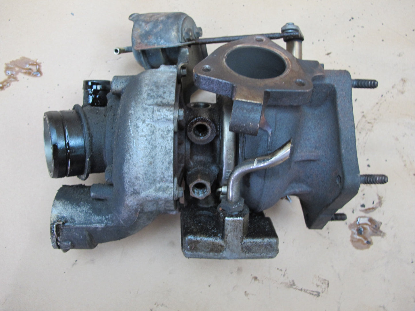 2003-2006 Porsche Cayenne 955 4.5L Turbo Left Turbocharger Unit 92k Miles