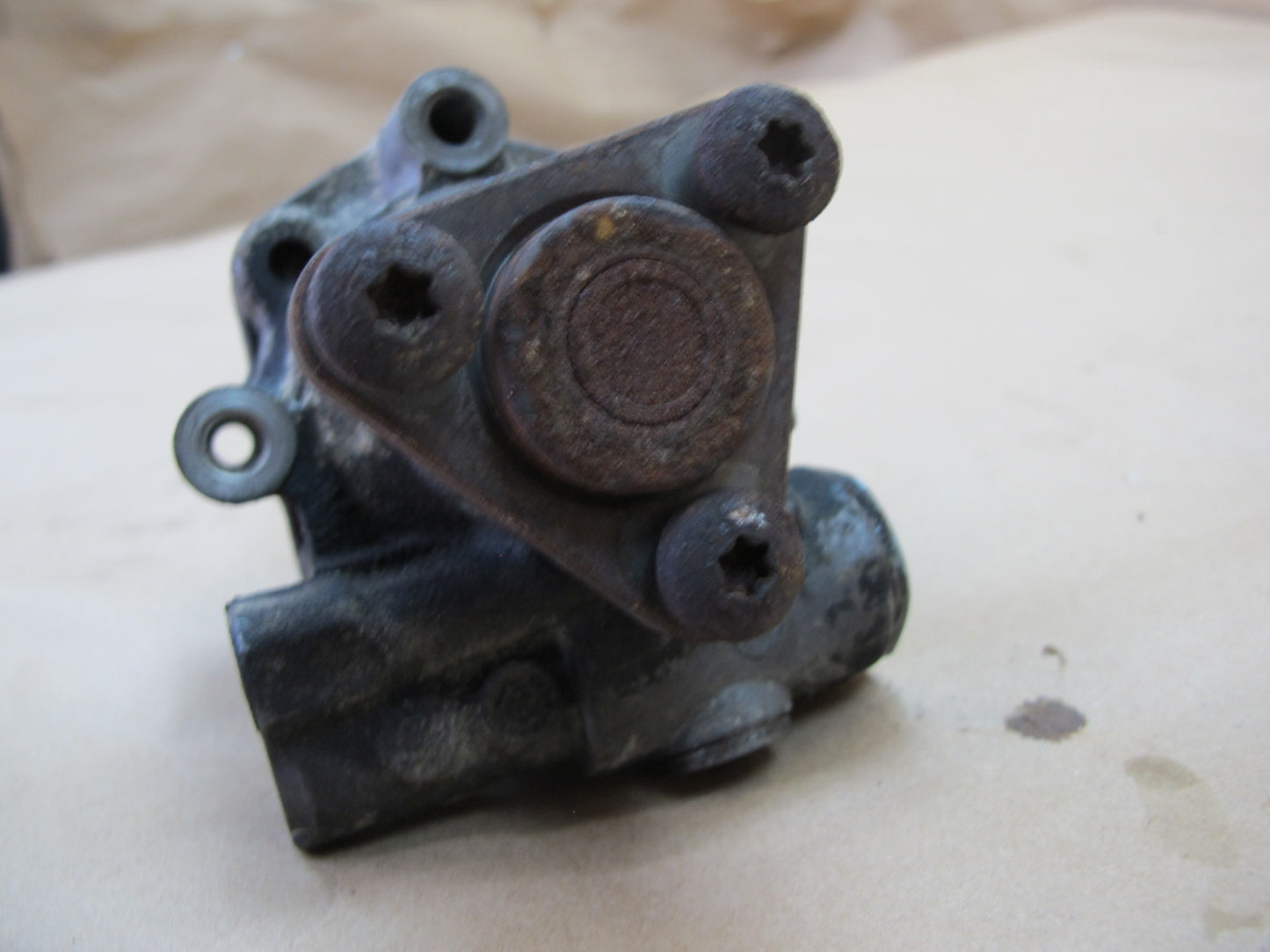 2003-2006 Porsche Cayenne 955 Turbo Power Steering Pump