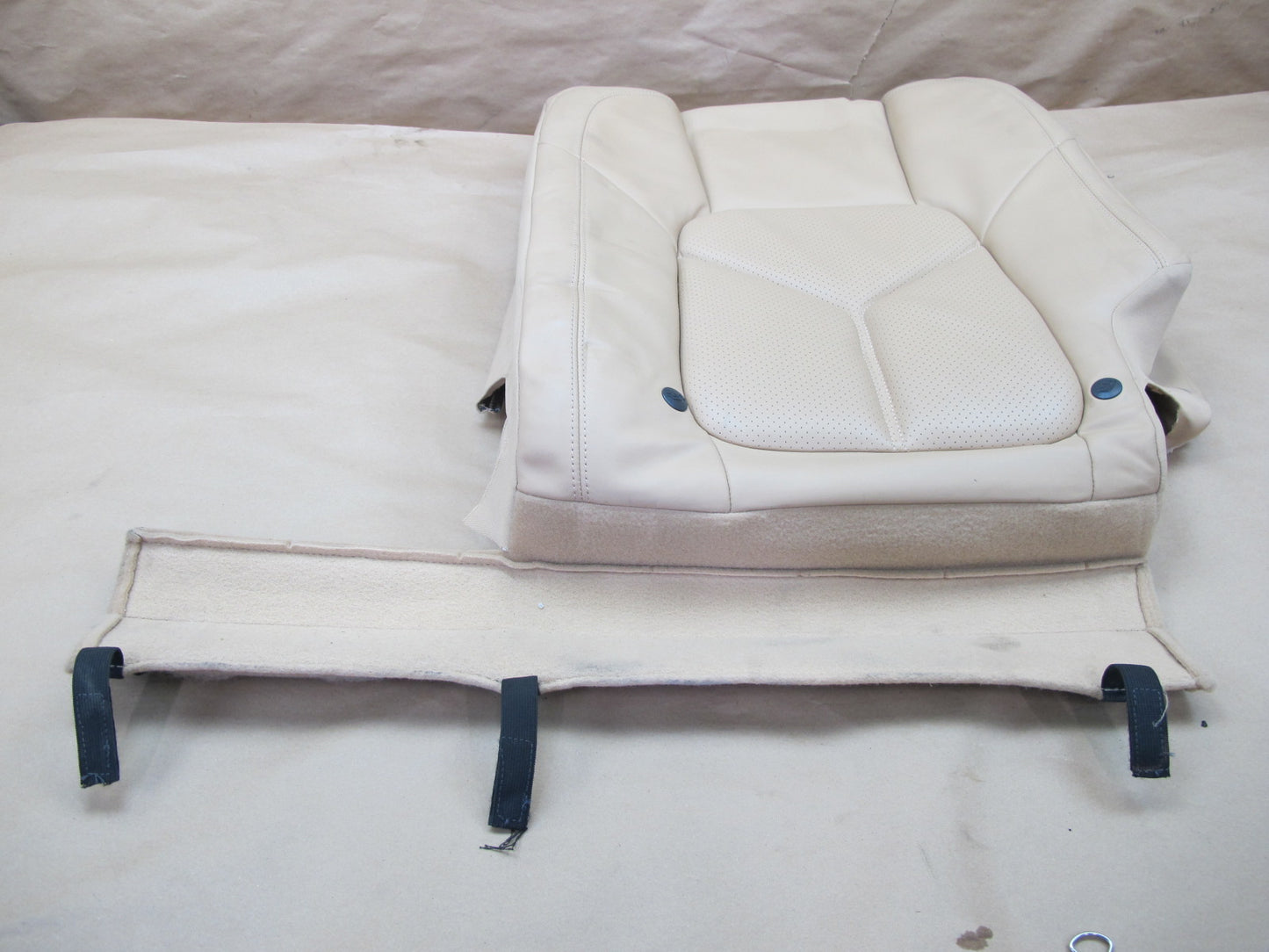 2011-2018 Porsche Cayenne 958 Rear Seat Left Side Upper Leather Cushion Beige