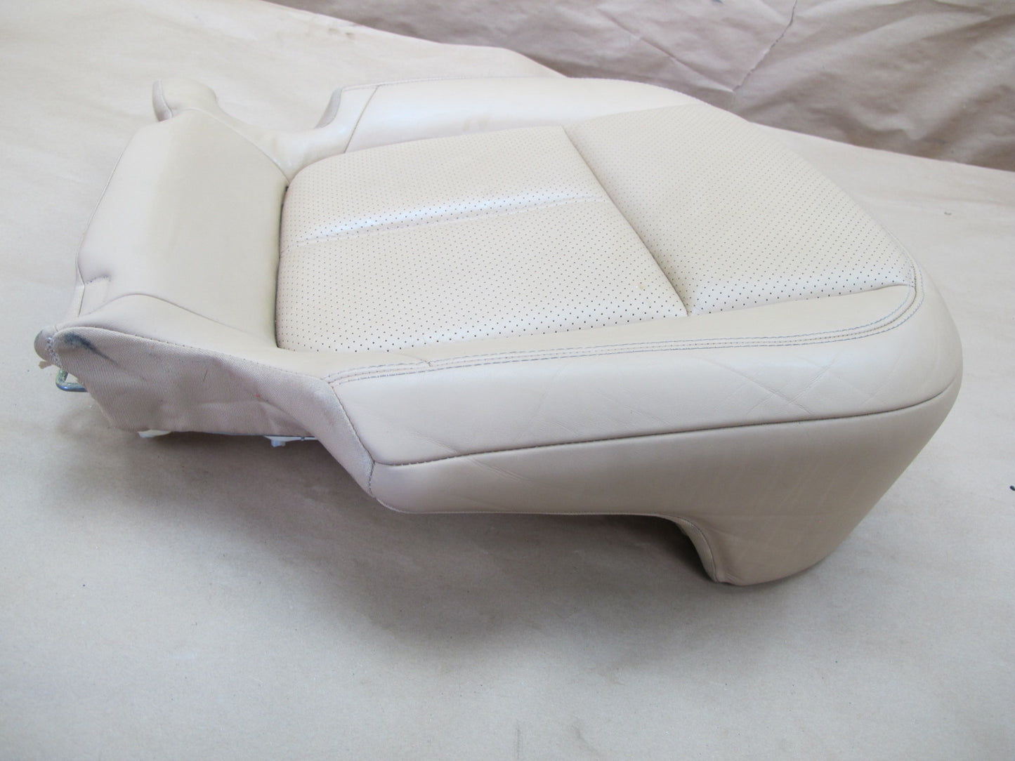 2011-2018 Porsche Cayenne 958 Rear Seat Right Side Lower Leather Cushion Beige