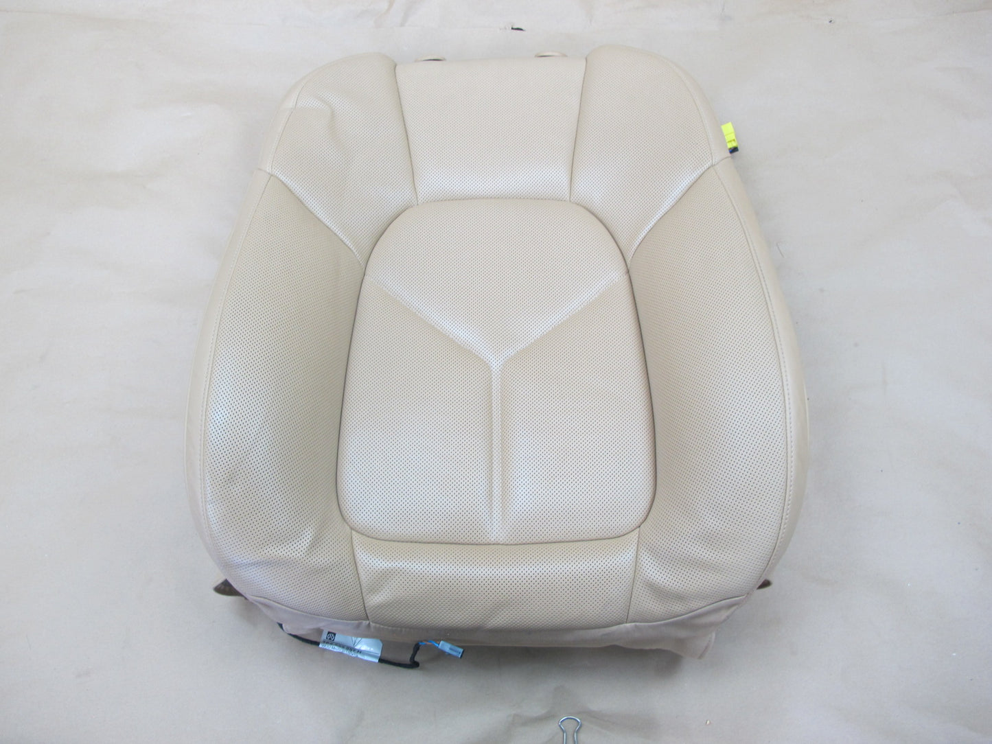 2011-2018 Porsche Cayenne 958 Front Seat Right Side Upper Leather Cushion Beige