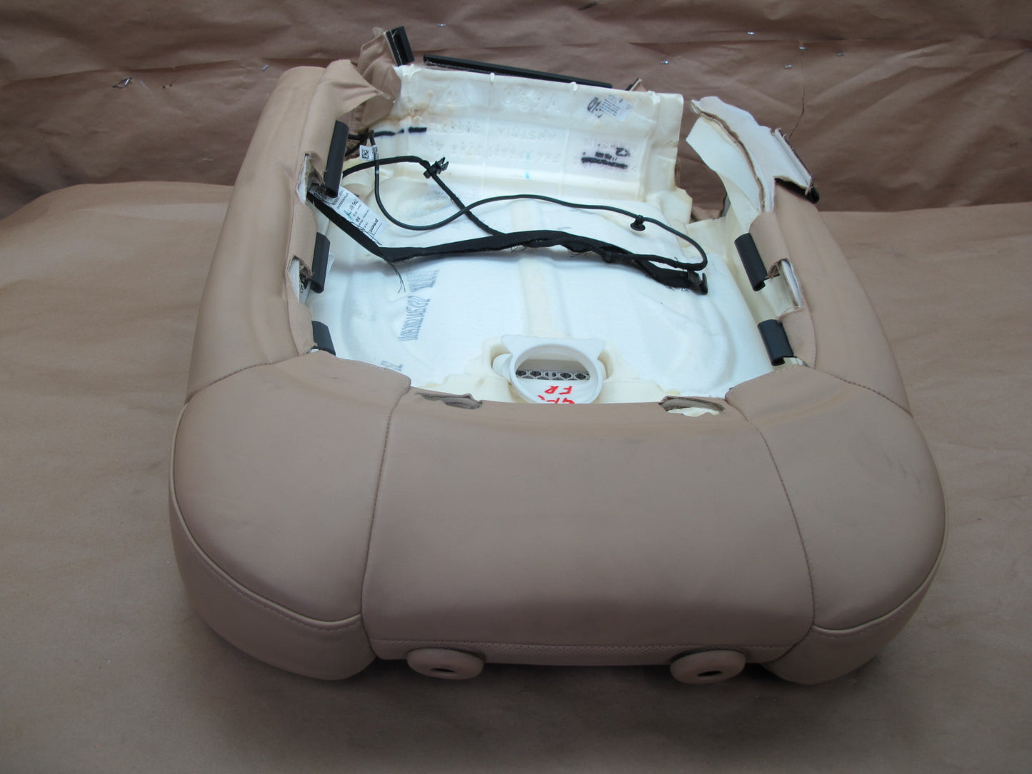 2011-2018 Porsche Cayenne 958 Front Seat Right Side Upper Leather Cushion Beige