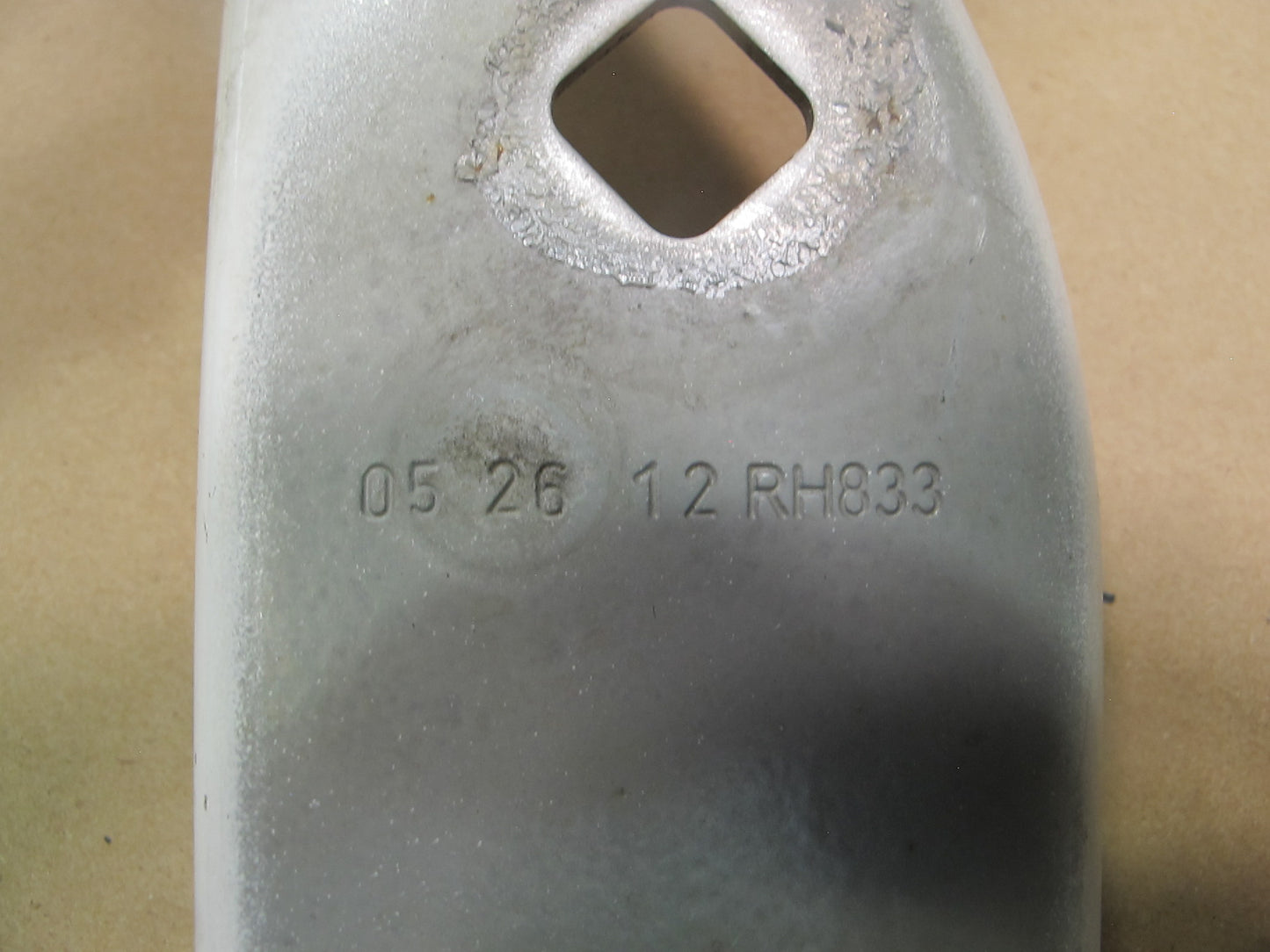 2011-2014 Porsche Cayenne 958 Front Left & Right Side Hood Hinge Set of 2