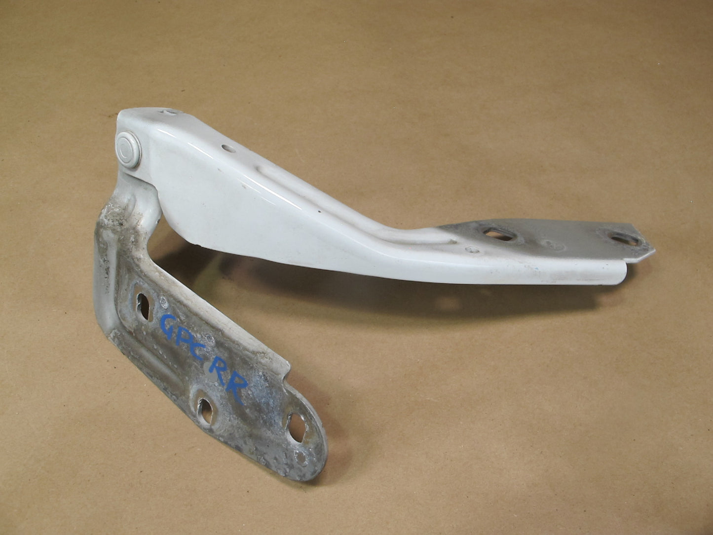2011-2014 Porsche Cayenne 958 Front Left & Right Side Hood Hinge Set of 2