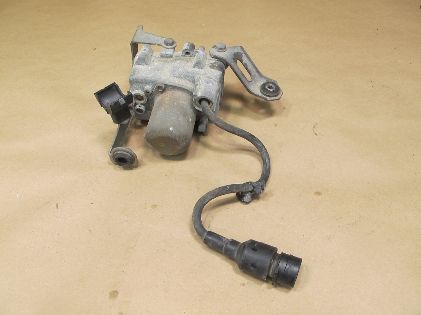 86-91 Porsche 944 Cruise Control Actuator Motor w Bracket OEM