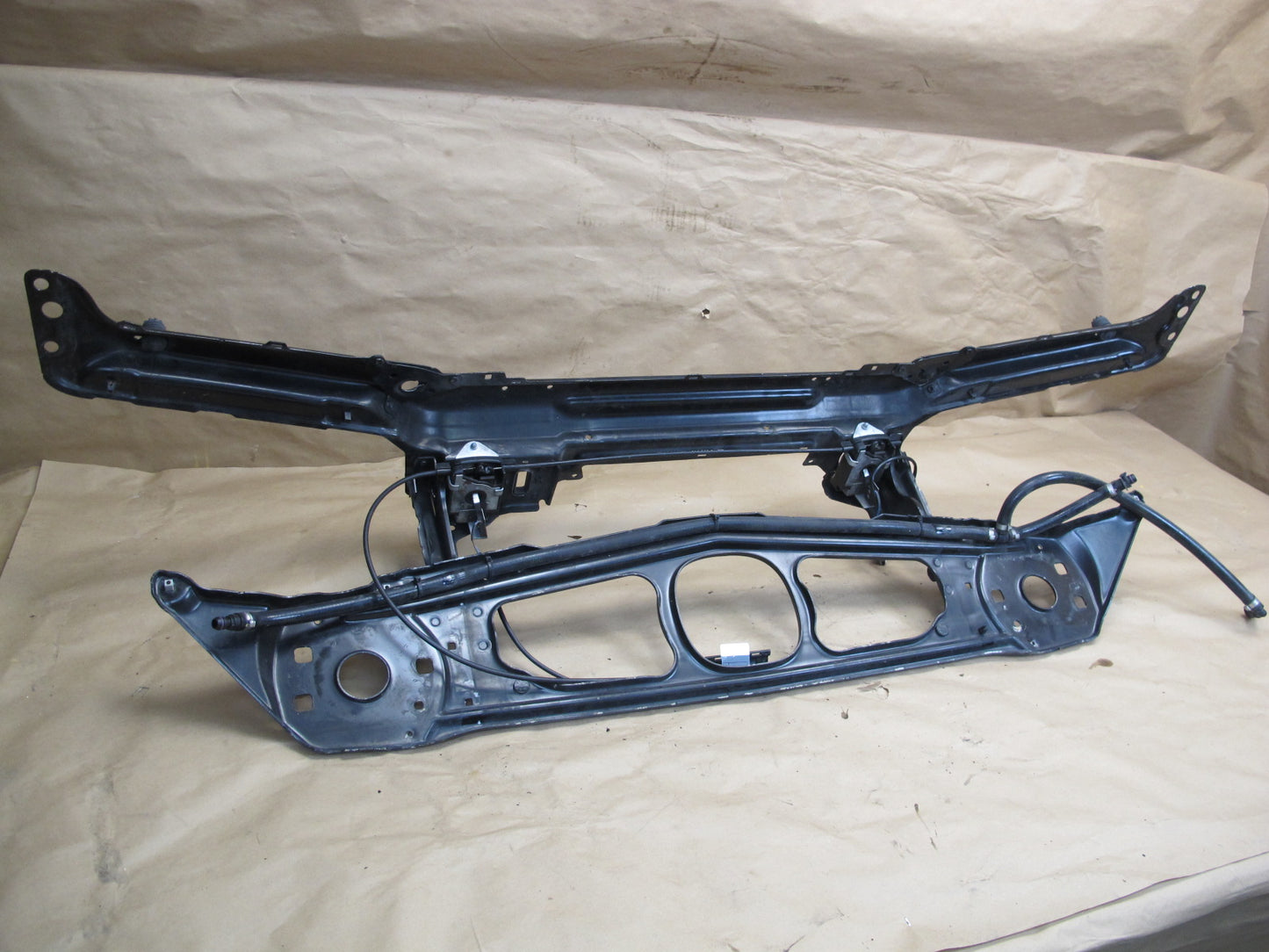 01-06 BMW E46 3-SERIES Front Radiator Core Support Panel OEM