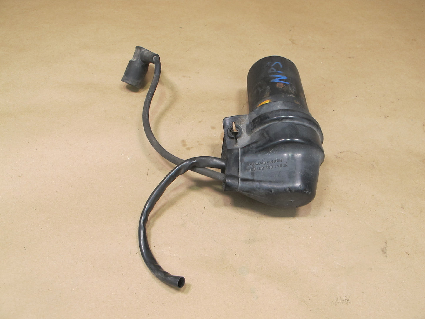 86-89 Porsche 944 Turbo 951 2.5L M44.51 Engine Ignition Coil w Cover OEM