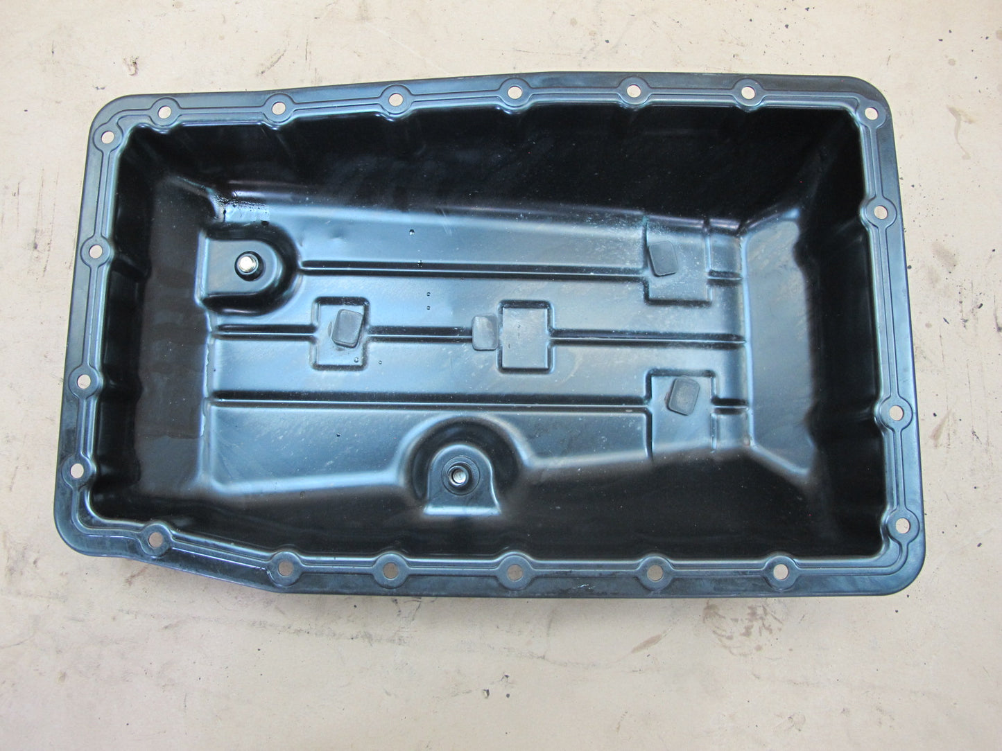 2003-2004 Lexus UZJ120L GX470 A/T Automatic Transmission Oil Pan