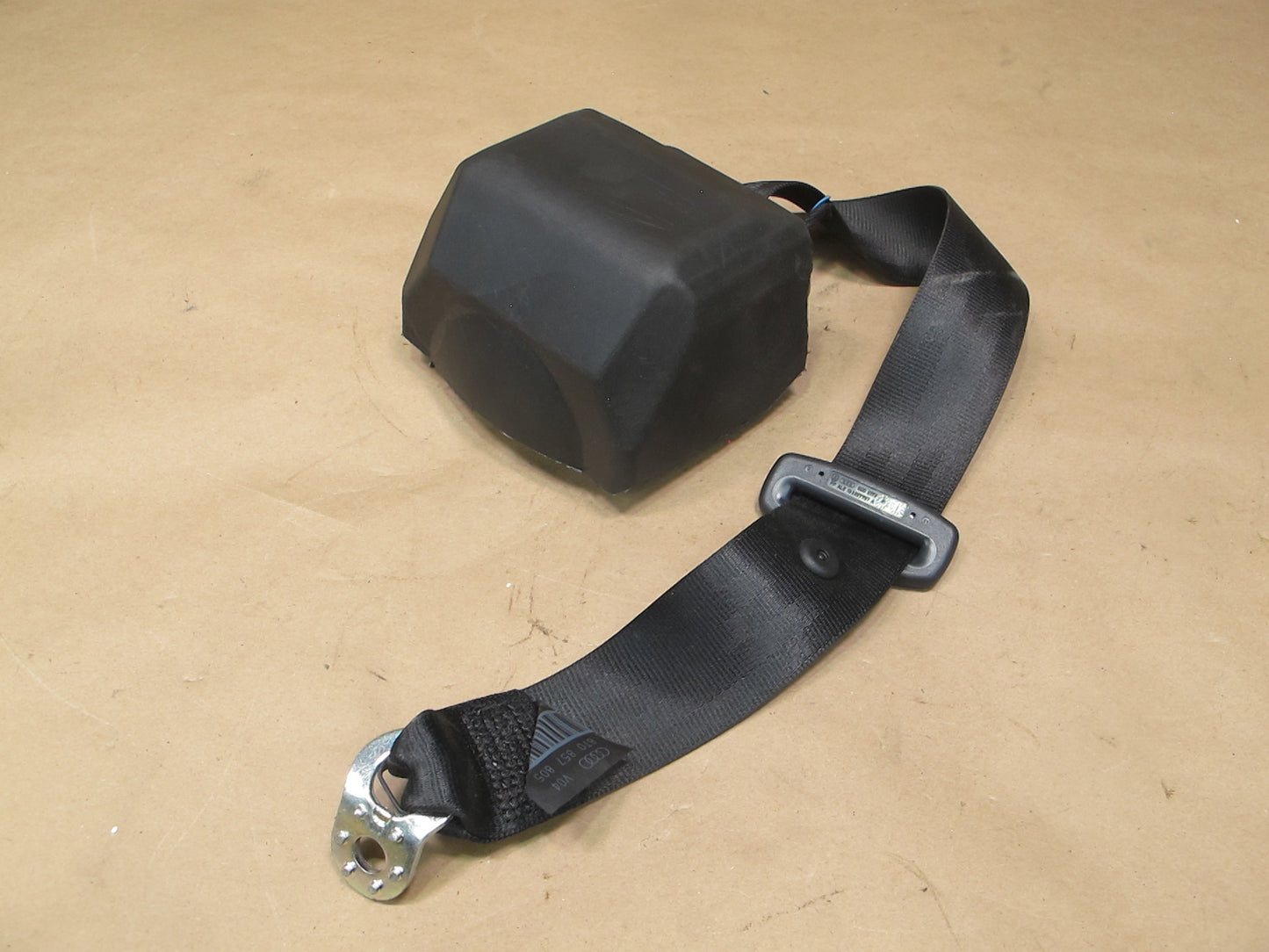 08-17 AUDI A5 S5 REAR RIGHT PASSENGER SIDE SEATBELT RETRACTOR OEM
