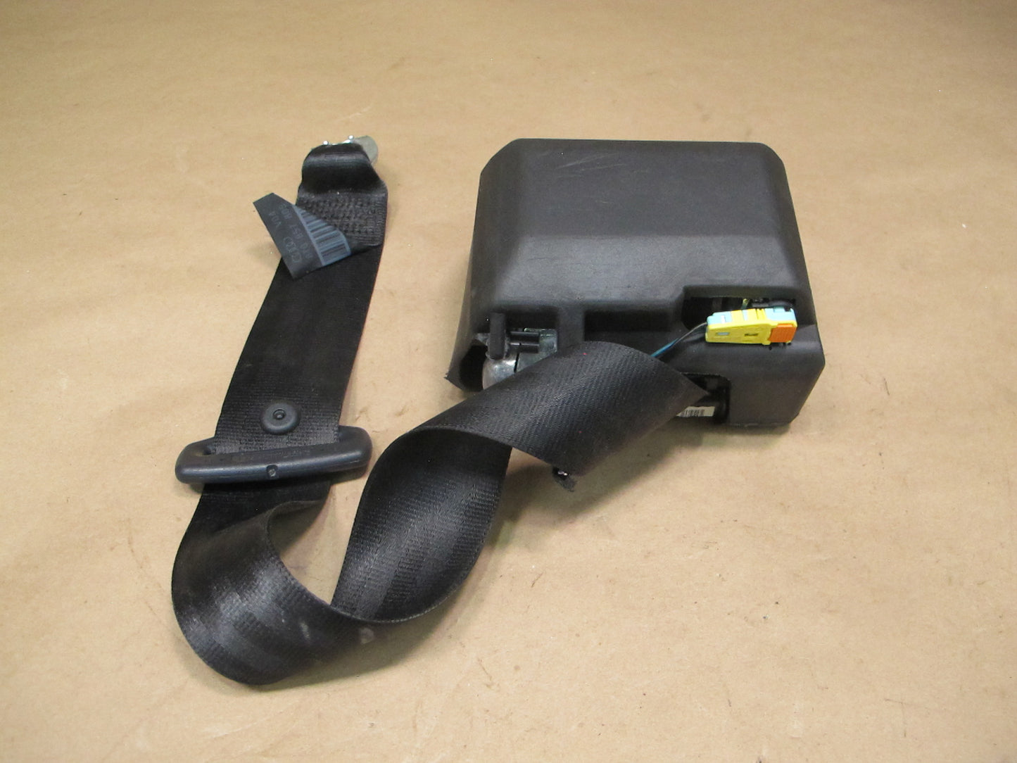 08-17 AUDI A5 S5 REAR RIGHT PASSENGER SIDE SEATBELT RETRACTOR OEM