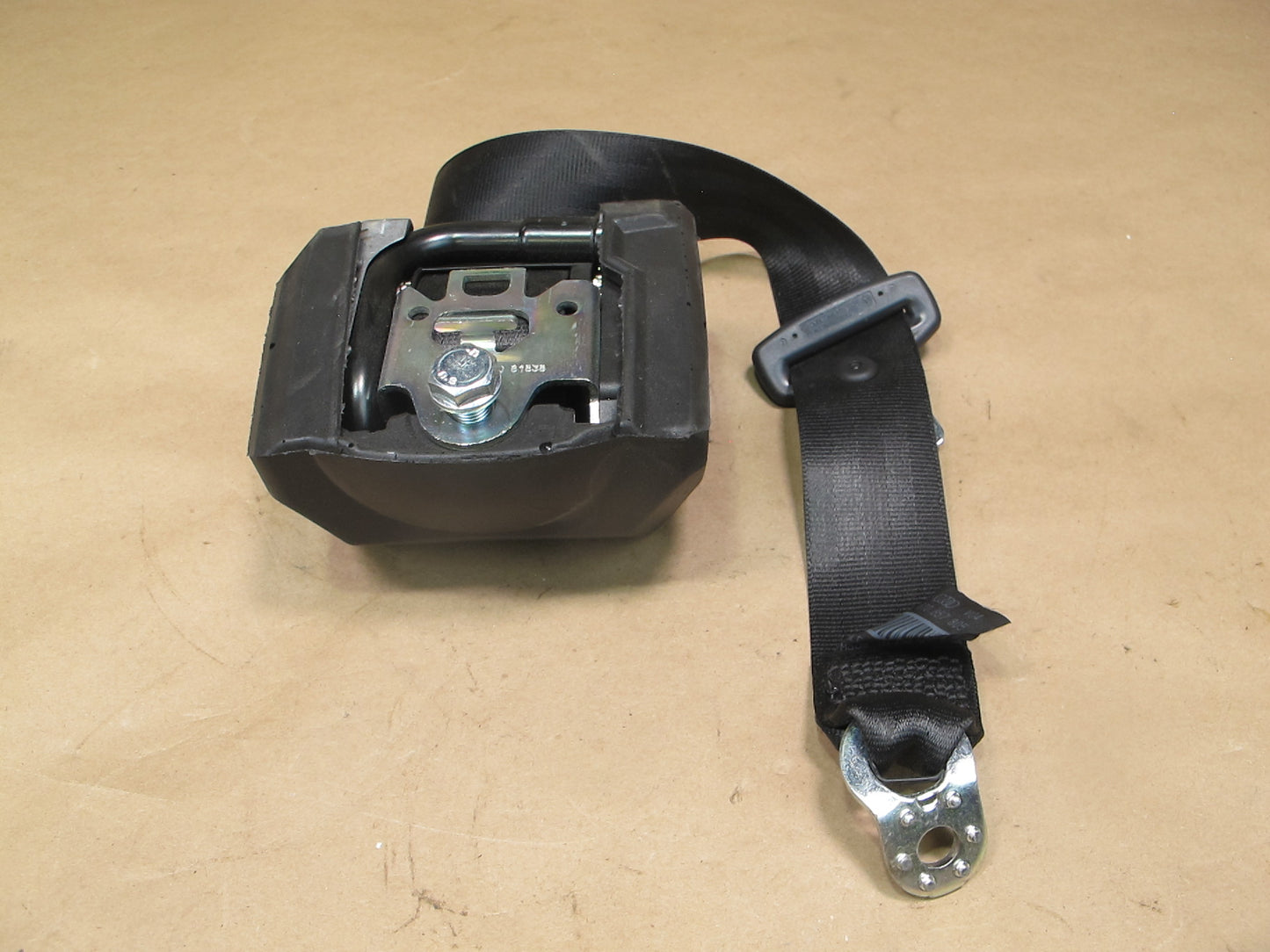 08-17 AUDI A5 S5 REAR RIGHT PASSENGER SIDE SEATBELT RETRACTOR OEM