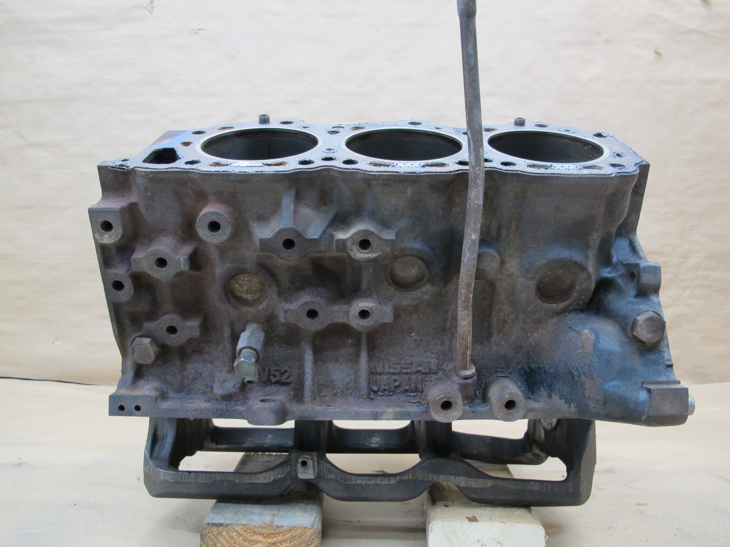 84-86 Nissan Z31 300ZX NON Turbo VG30E Engine Motor Block OEM