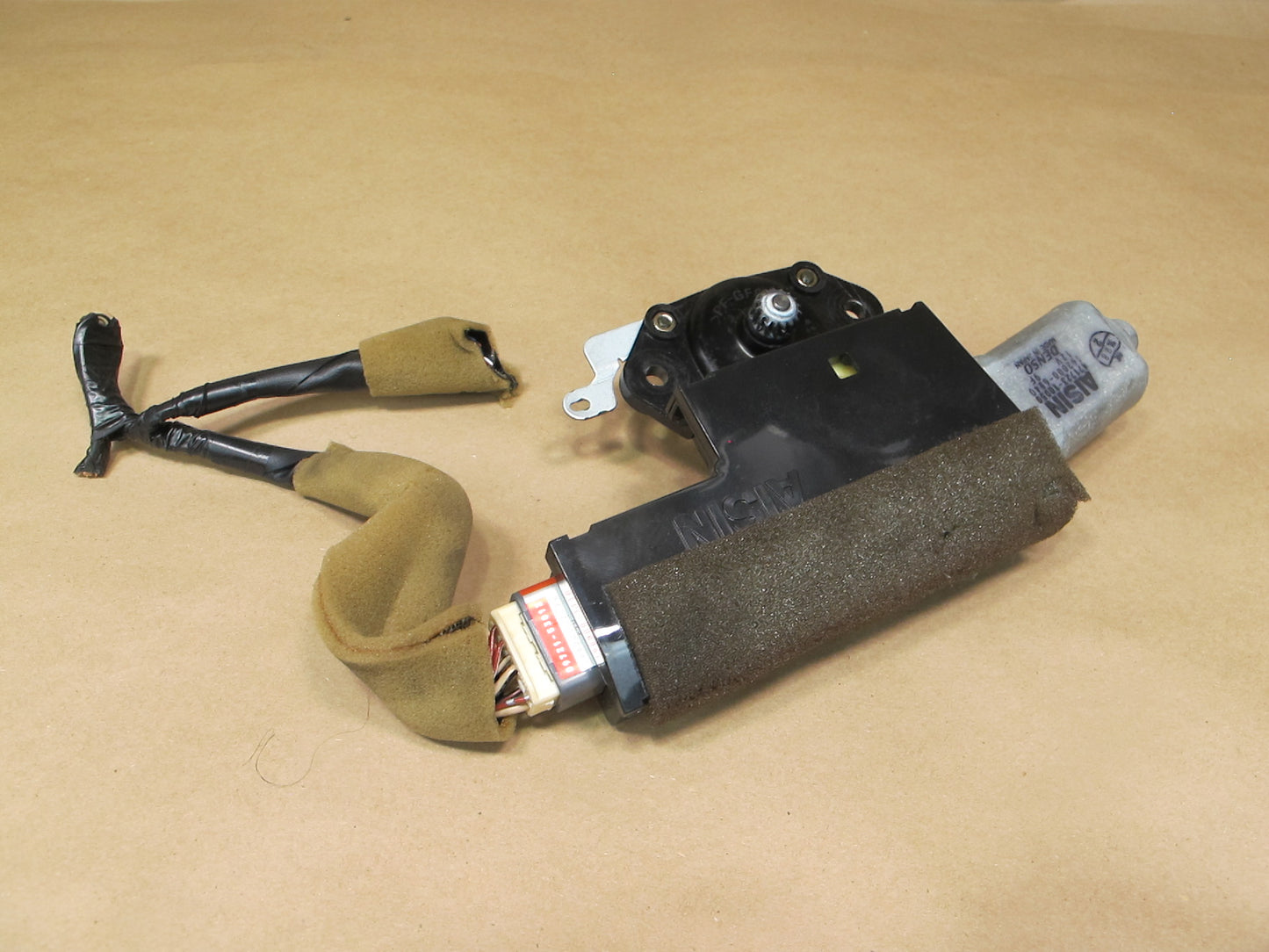 01-05 Lexus JCE10 IS300 Sunroof Moonroof Motor Assembly 63260-53020 OEM