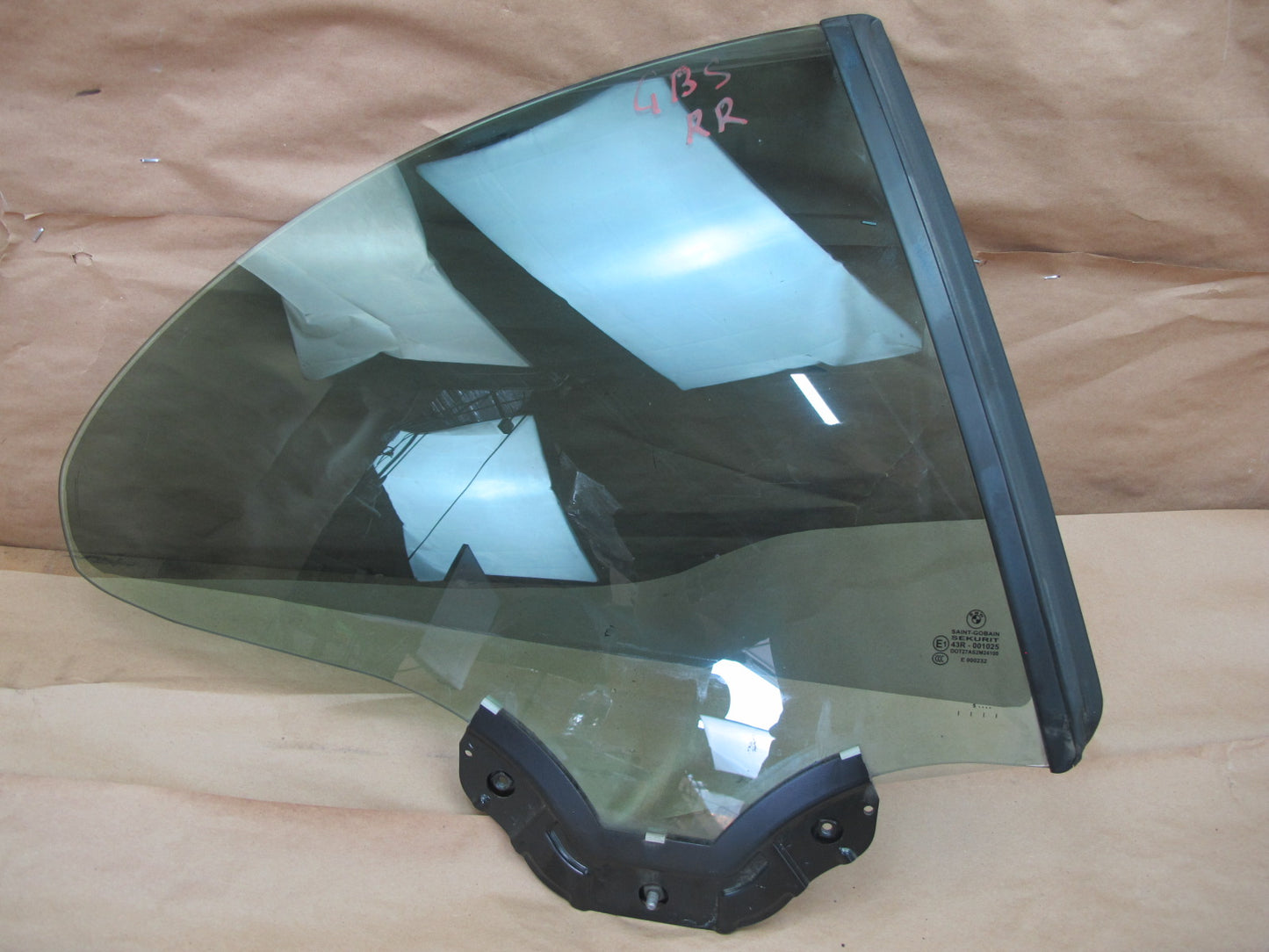 06-10 BMW E64 6-SERIES Convertible Rear Right Quarter Glass Window OEM