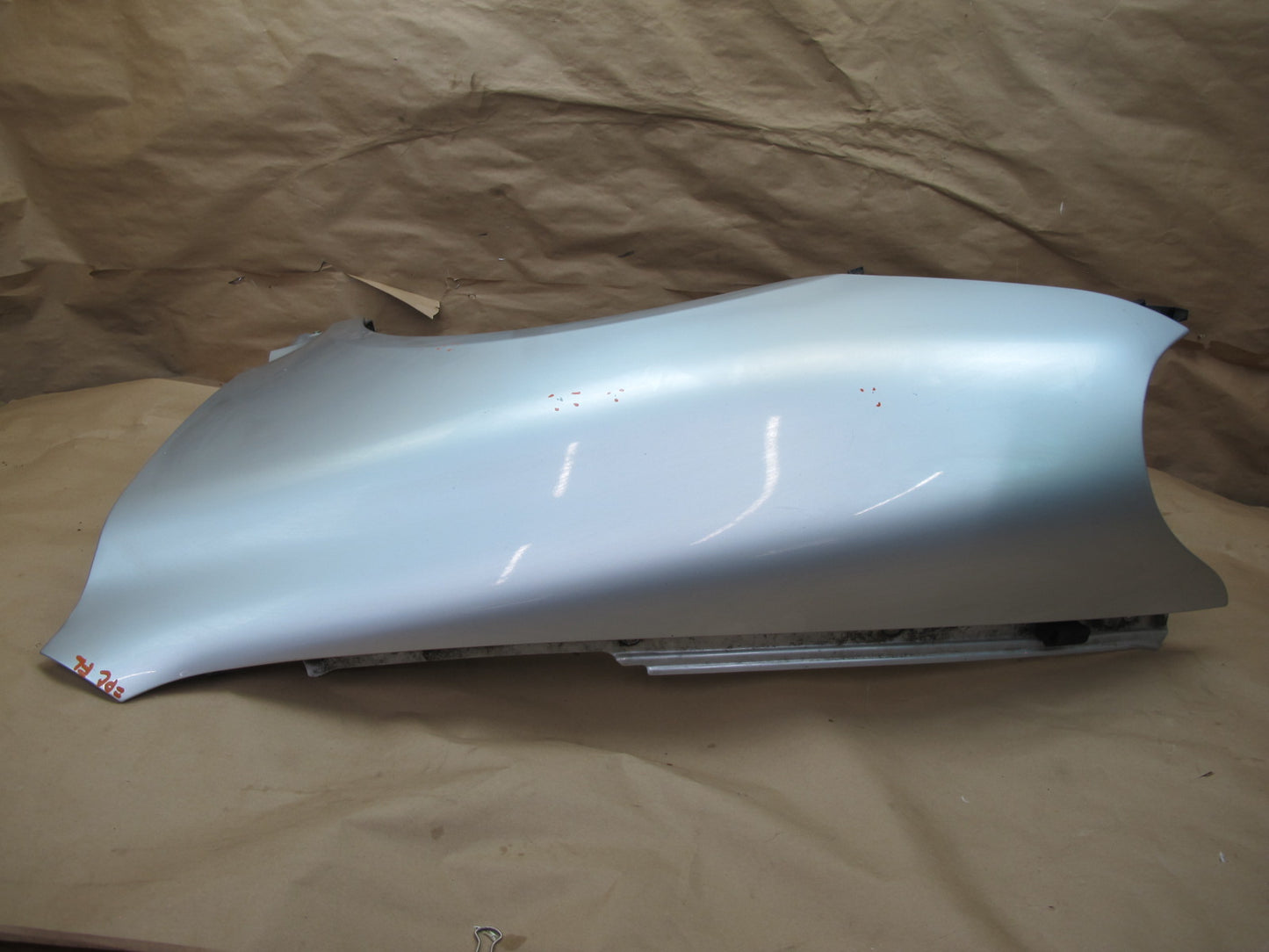 2003-2006 Porsche Cayenne 955 Front Left Fender Shell Cover Panel