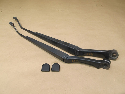 01-05 Lexus JCE10 IS300 Set of 2 Front Windshield Wiper Arm w Bolt Covers OEM