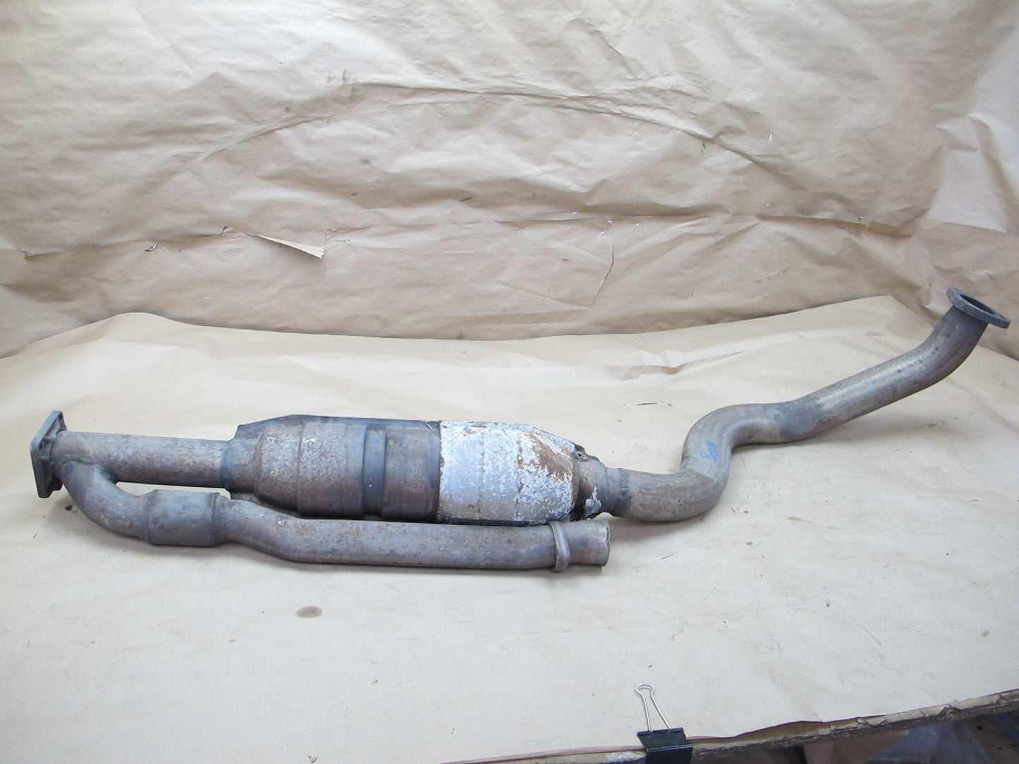 1988 PORSCHE 944 2.5L TURBO M44.51 MID EXHAUST PIPE CATALYTIC CONVERTER OEM