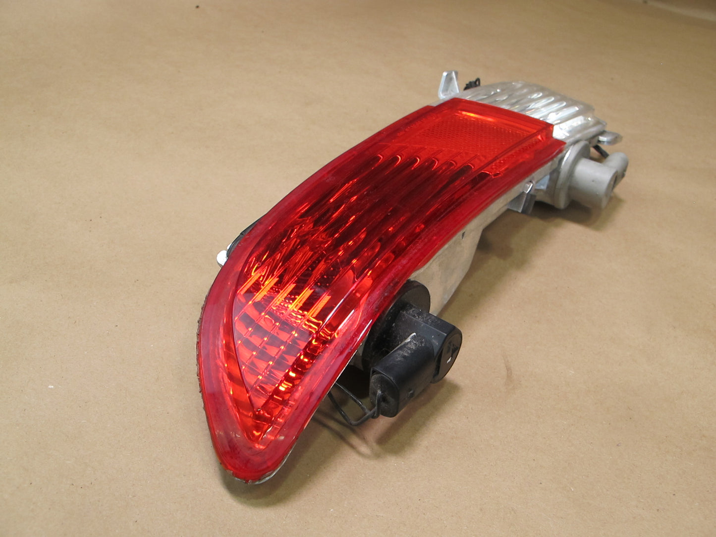 04-07 BMW E63 E64 6-SERIES Rear Bumper Left & Right Tail Light Lamp Set OEM