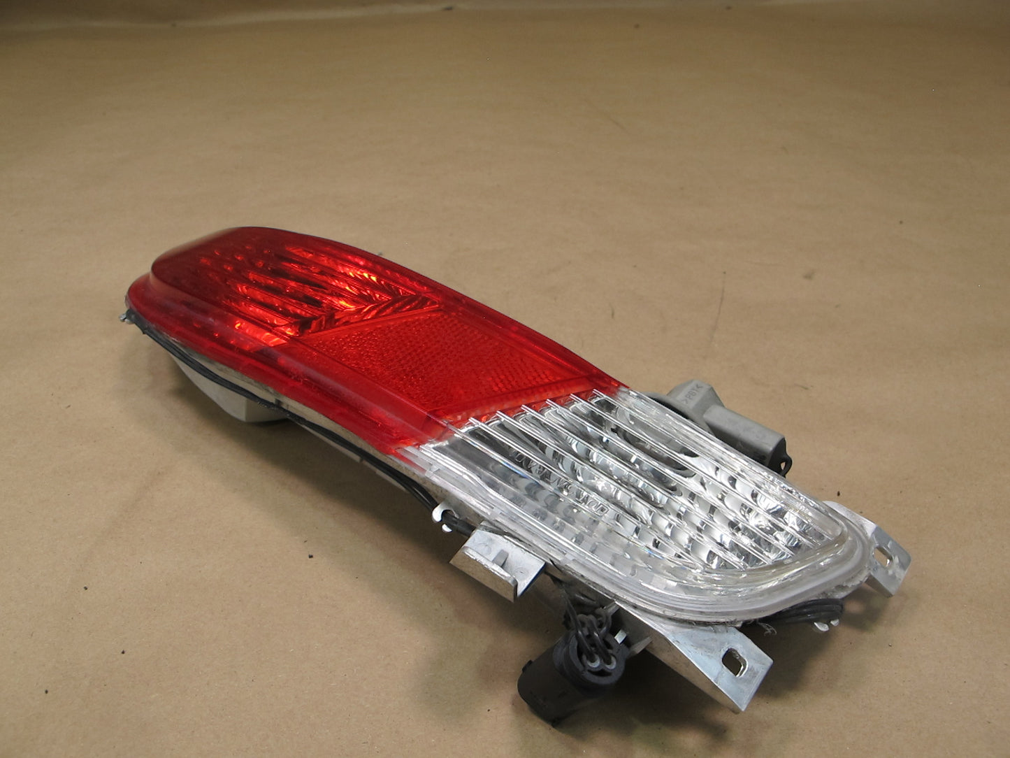 04-07 BMW E63 E64 6-SERIES Rear Bumper Left & Right Tail Light Lamp Set OEM