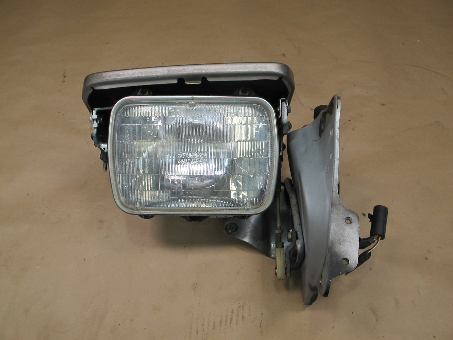 86-87 Toyota Supra MK3 Front Right Headlight POP UP Lamp w Cover & Motor OEM