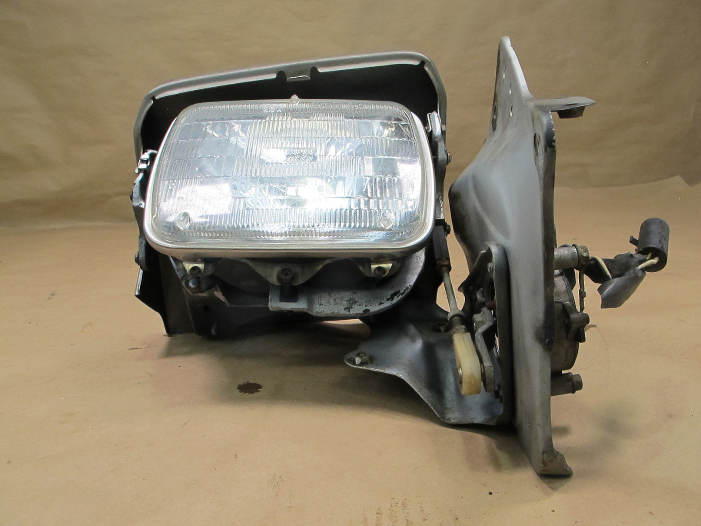 86-87 Toyota Supra MK3 Front Right Headlight POP UP Lamp w Cover & Motor OEM