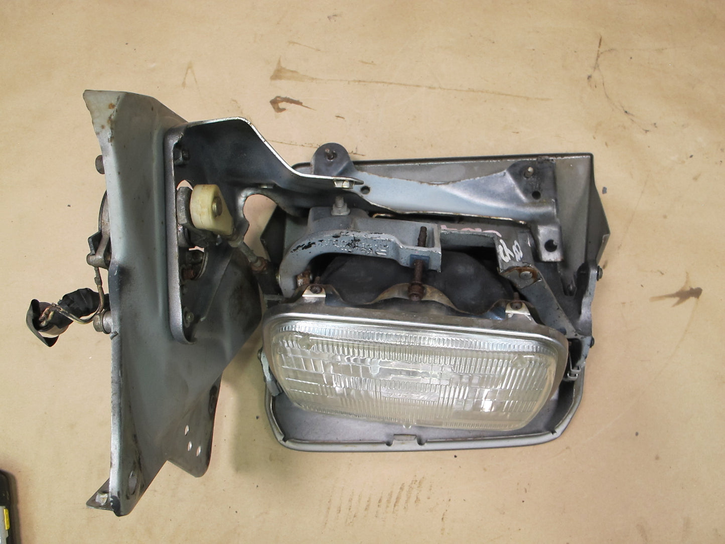 86-87 Toyota Supra MK3 Front Right Headlight POP UP Lamp w Cover & Motor OEM