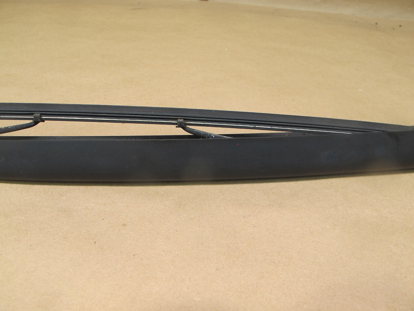 2003-2006 Porsche Cayenne 955 Rear Trunk Lid Tailgate Wiper Arm