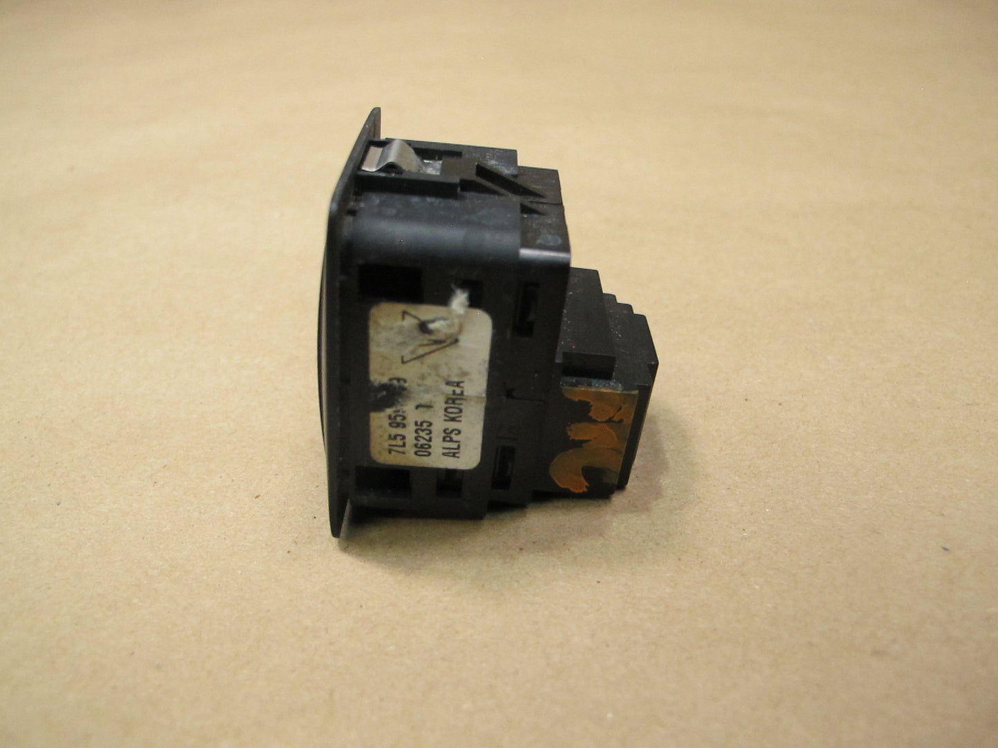 2003-2010 Porsche Cayenne 955 Security Alarm Control Button Switch