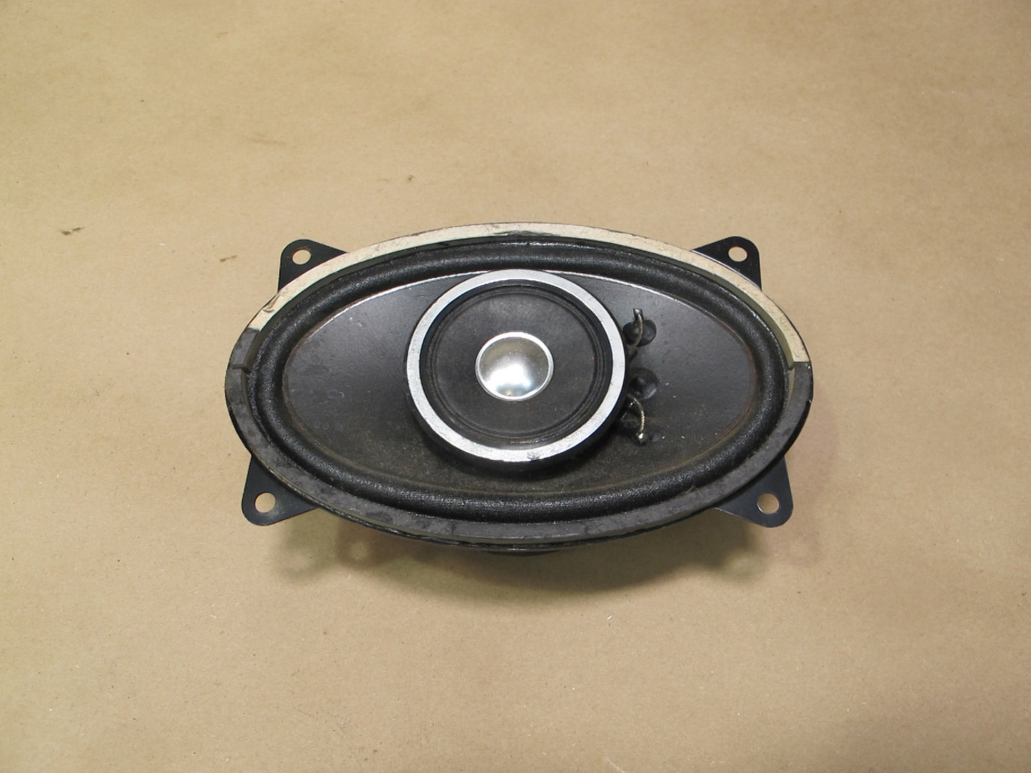 85-93 VW Cabriolet Set of 2 Front Left & Right Door Speaker Kenwood KFC-463V