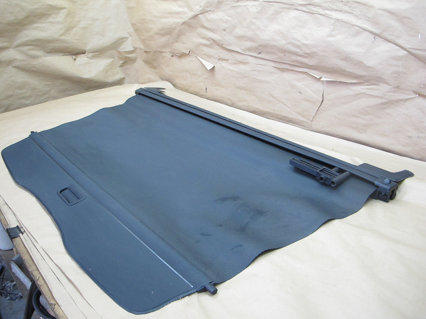 2003-2010 Porsche Cayenne 955 Rear Trunk Cargo Roller Shade Cover