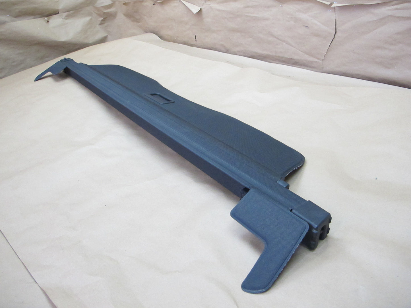 2003-2010 Porsche Cayenne 955 Rear Trunk Cargo Roller Shade Cover