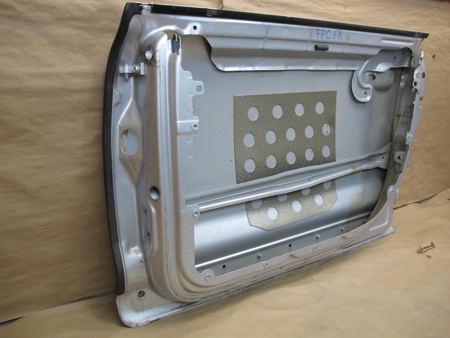 2003-2010 Porsche Cayenne 955 Front Right Door Shell Panel