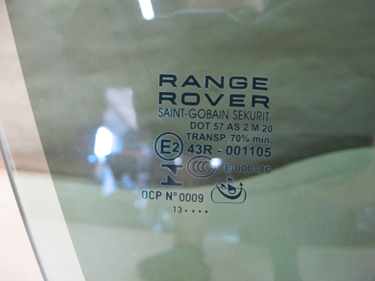 12-18 Range Rover Evoque L538 4-DOOR Front Right Door Glass Window OEM