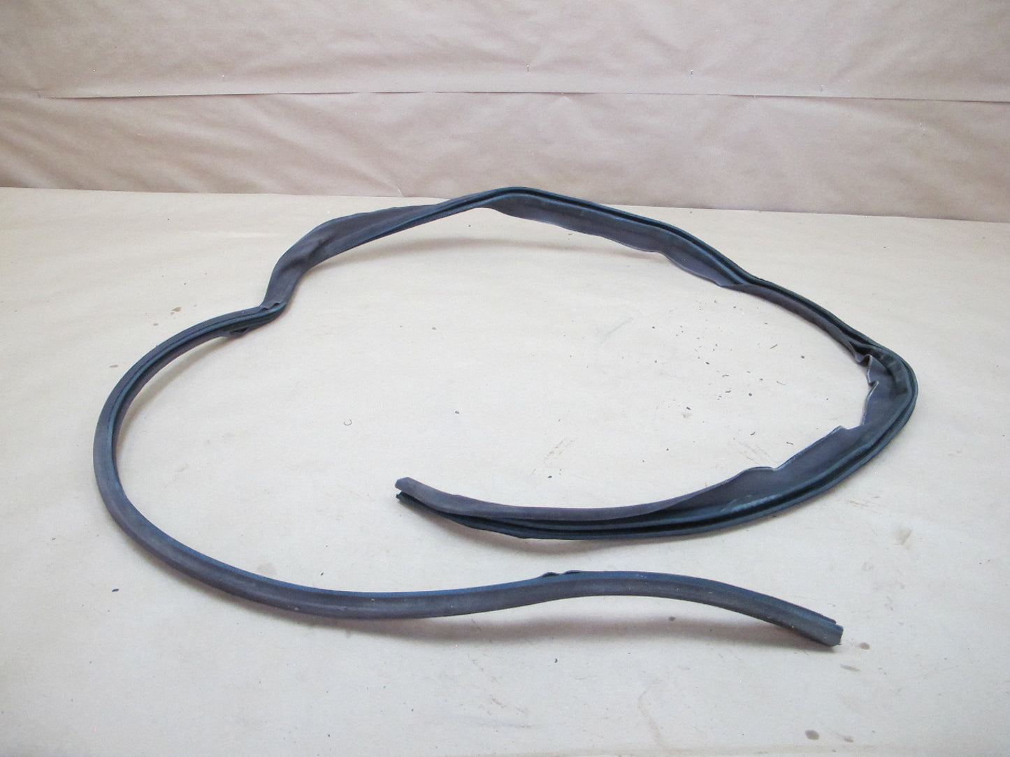 90-94 Lexus UCF10 LS400 Set of 7 Hood Trunk Door Weatherstrip Rubber Seal OEM