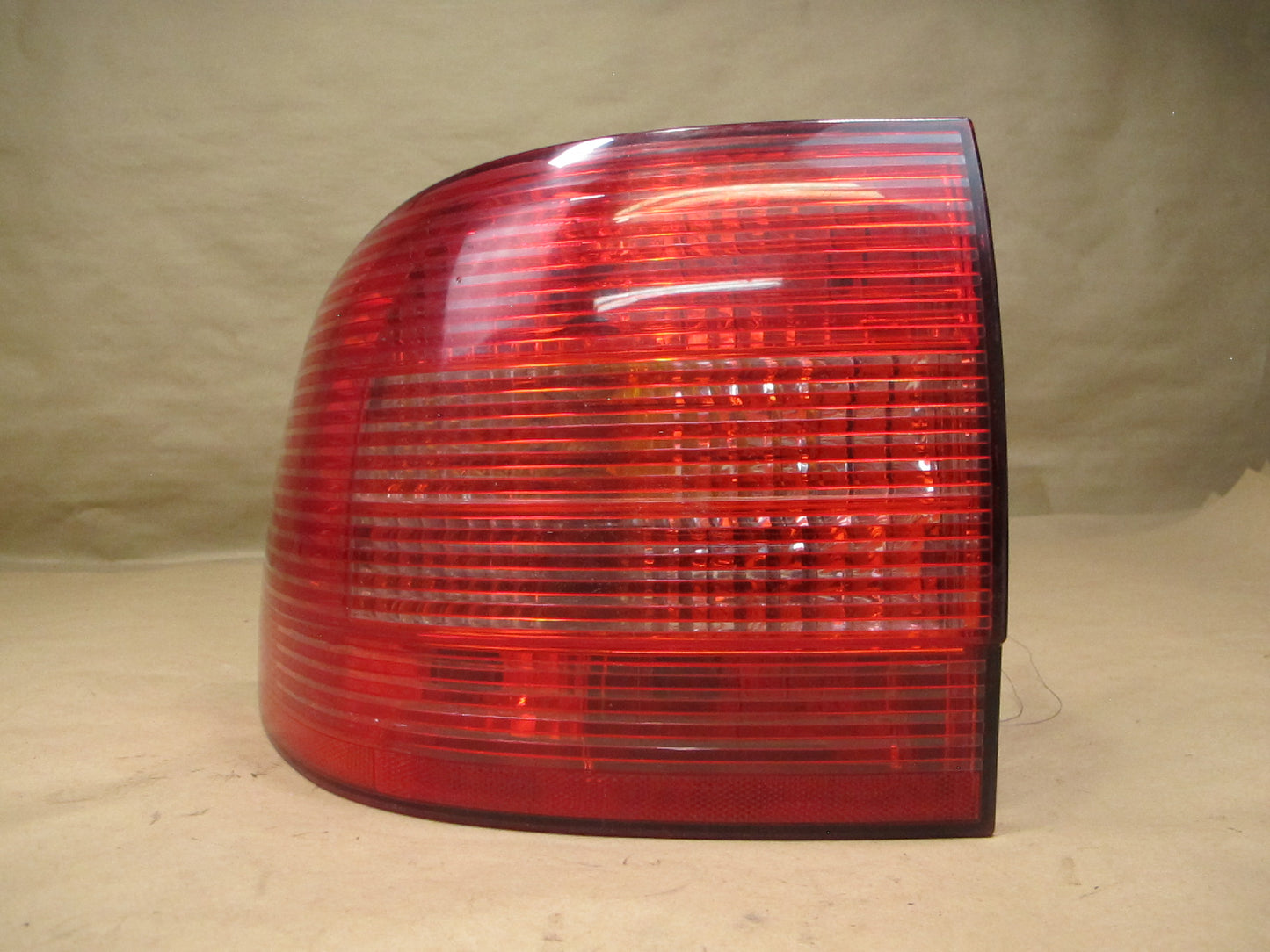 2003-2006 Porsche Cayenne 955 Rear Left Tail Light Lamp 7L5945257