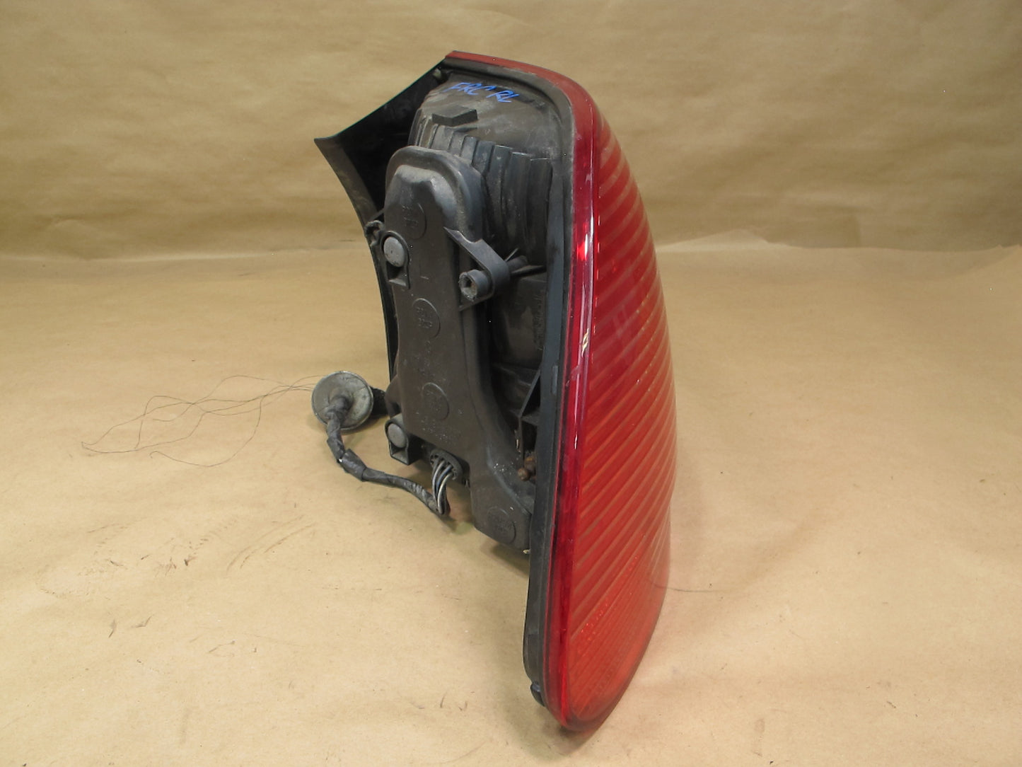 2003-2006 Porsche Cayenne 955 Rear Left Tail Light Lamp 7L5945257