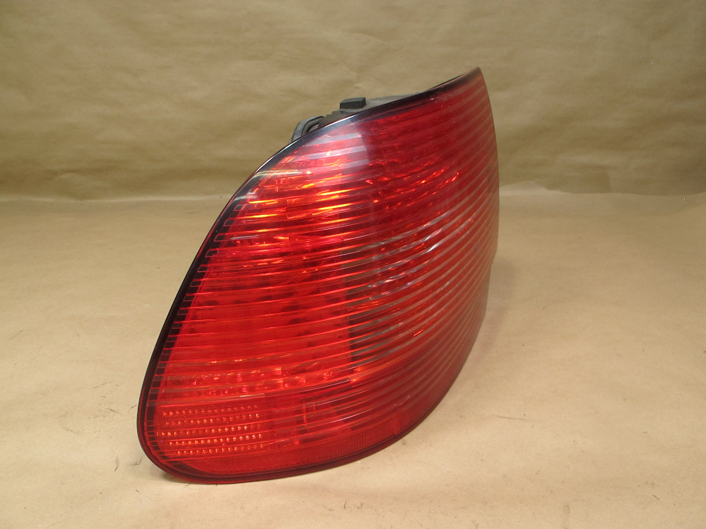 2003-2006 Porsche Cayenne 955 Rear Left Tail Light Lamp 7L5945257