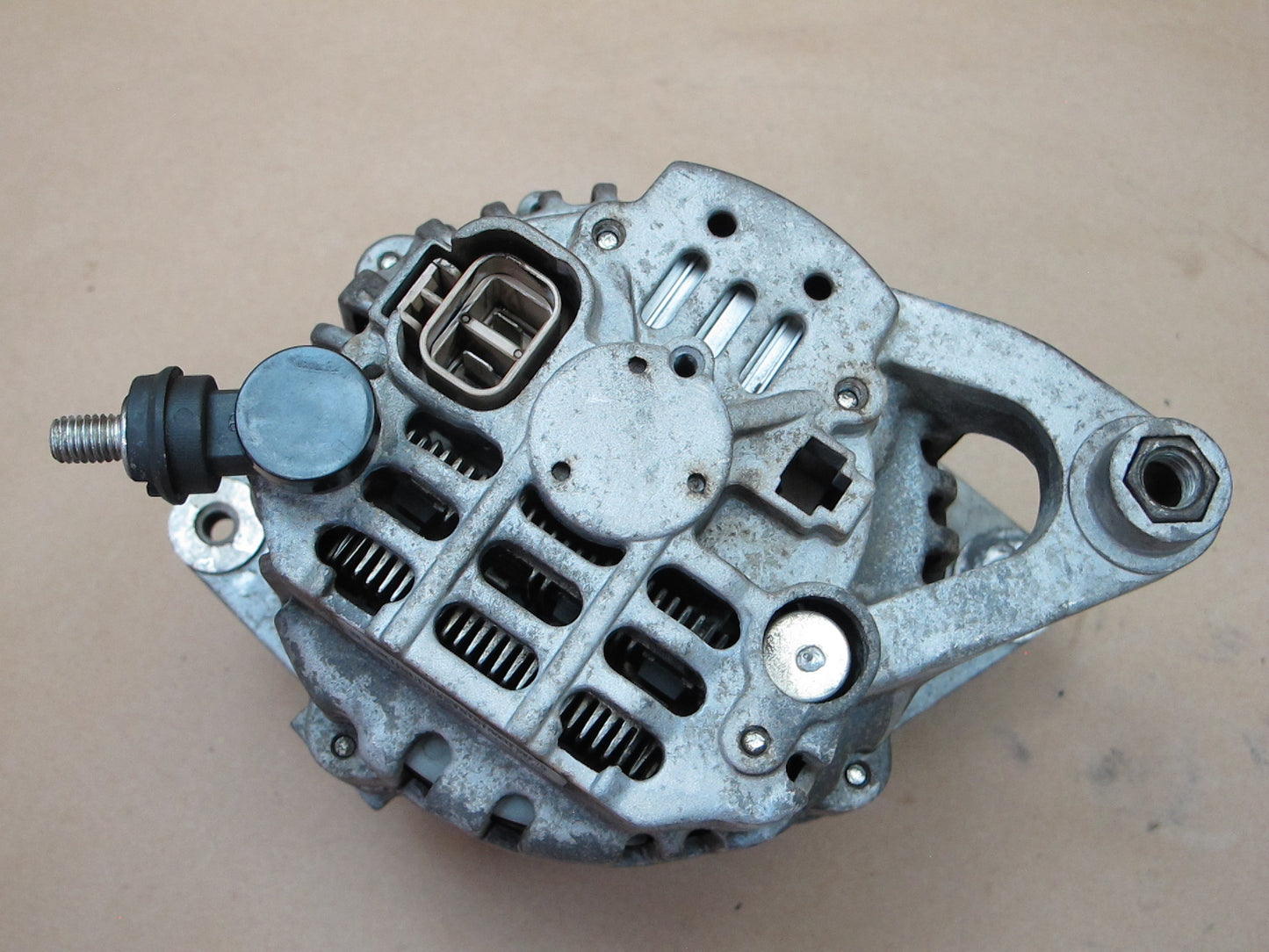 86-91 Mazda RX7 Engine Alternator Generator 13337N