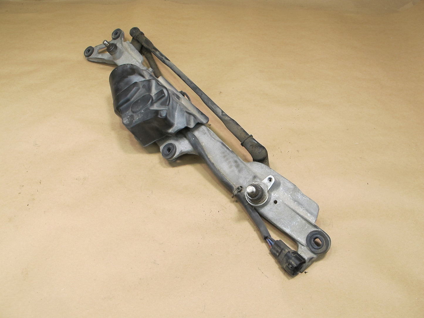 95-00 Lexus UCF20 LS400 Windshield Wiper Transmission Linkage w Motor OEM