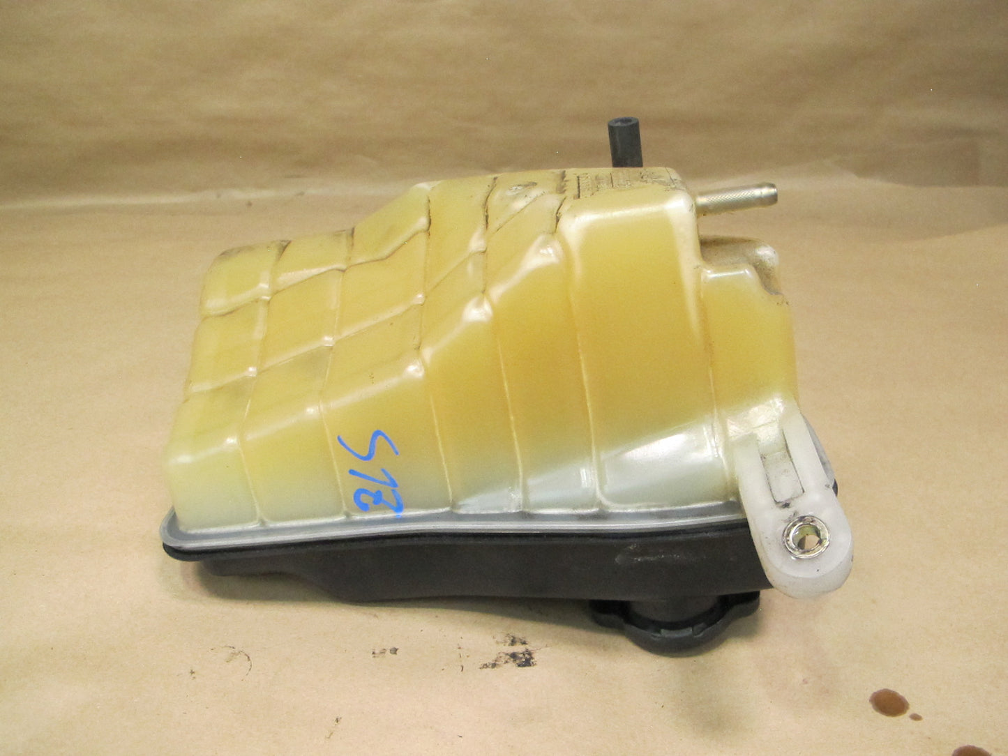 98-00 Lexus UCF20 LS400 Engine Coolant Expansion Overflow Reservoir Tank OEM