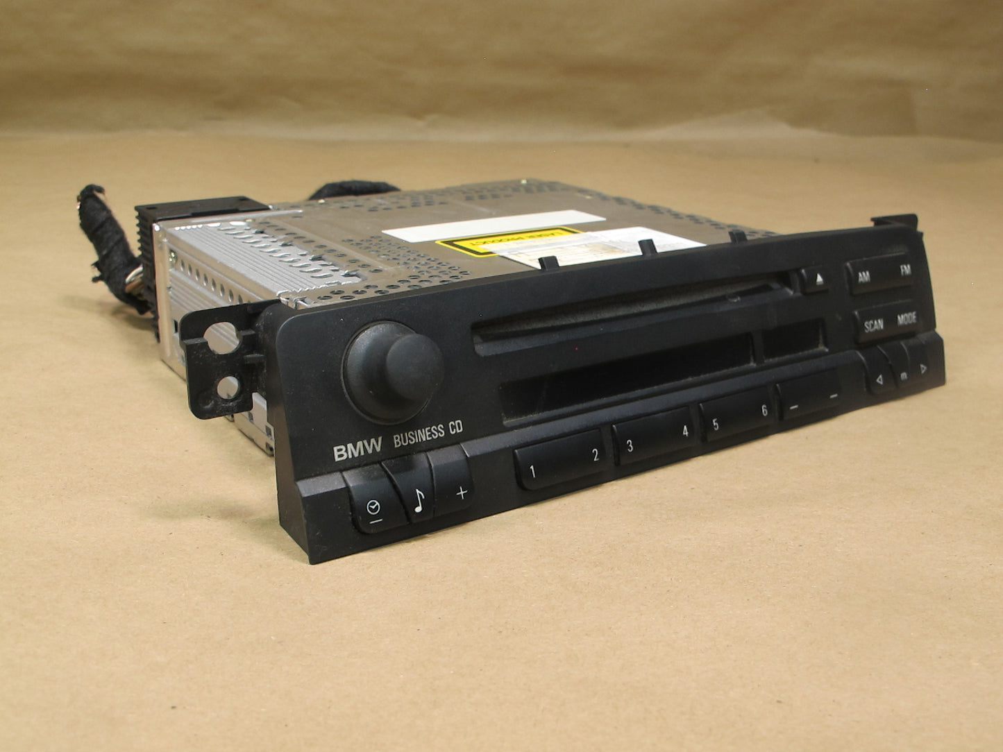 01-06 BMW E46 3-SERIES Radio CD Player Receiver 6921963 OEM