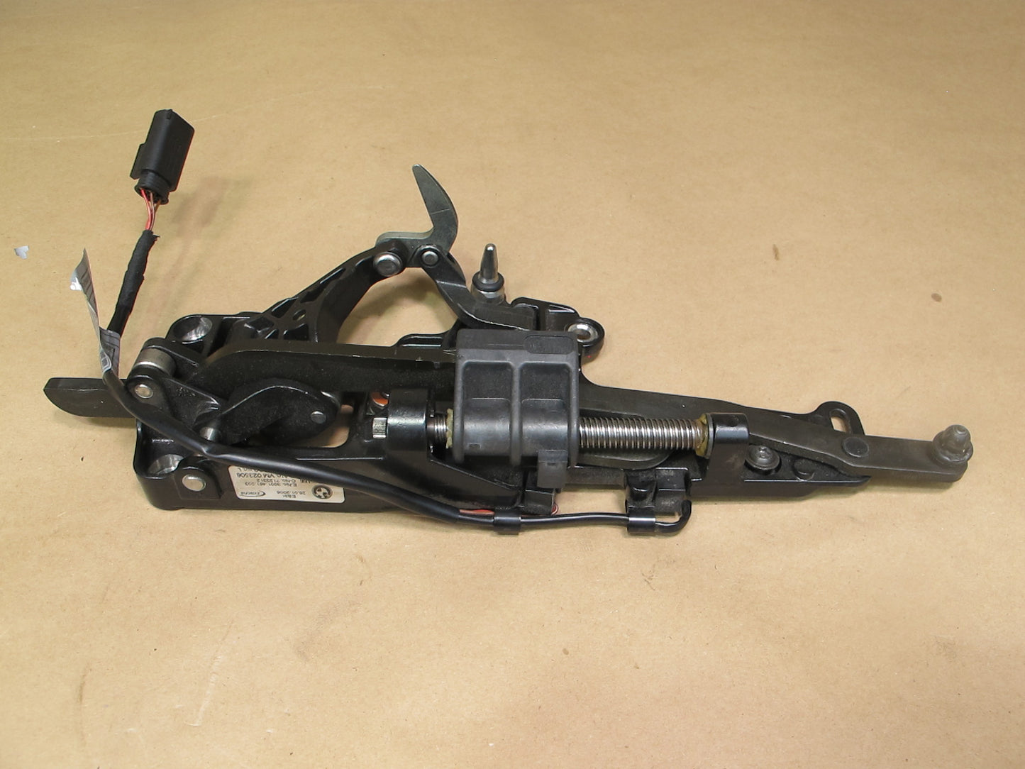 06-10 BMW E64 6-SERIES Convertible Left TOP Lock Latch Actuator 7123312 OEM