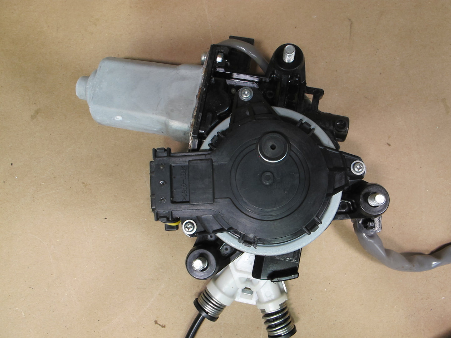 10-15 Lexus IS250 IS350 Convertible Rear Left Window Regulator w Motor OEM