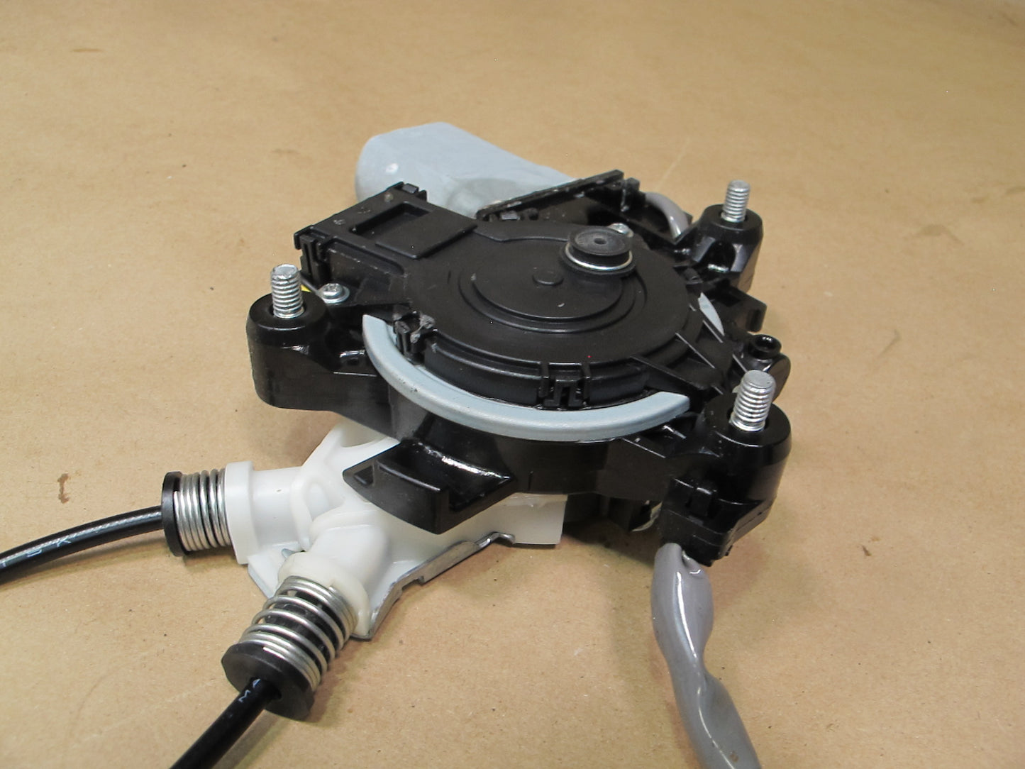 10-15 Lexus IS250 IS350 Convertible Rear Left Window Regulator w Motor OEM