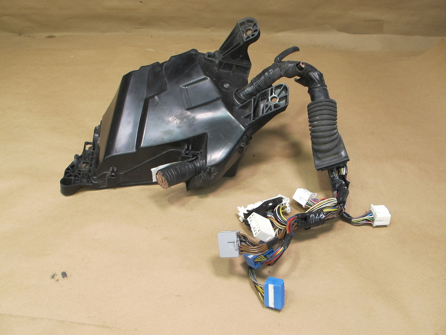 10-15 Lexus IS250 IS350 Convertible Engine Bay Power Fuse Junction Box OEM