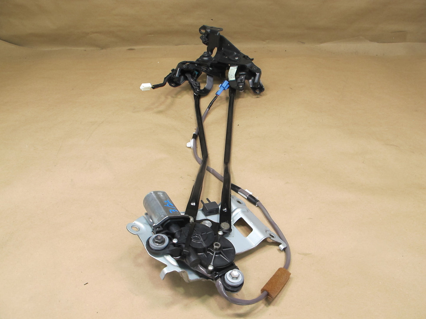 10-15 Lexus IS250 IS350 Convertible Rear Trunk Roof Lock Latch Motor Assy OEM