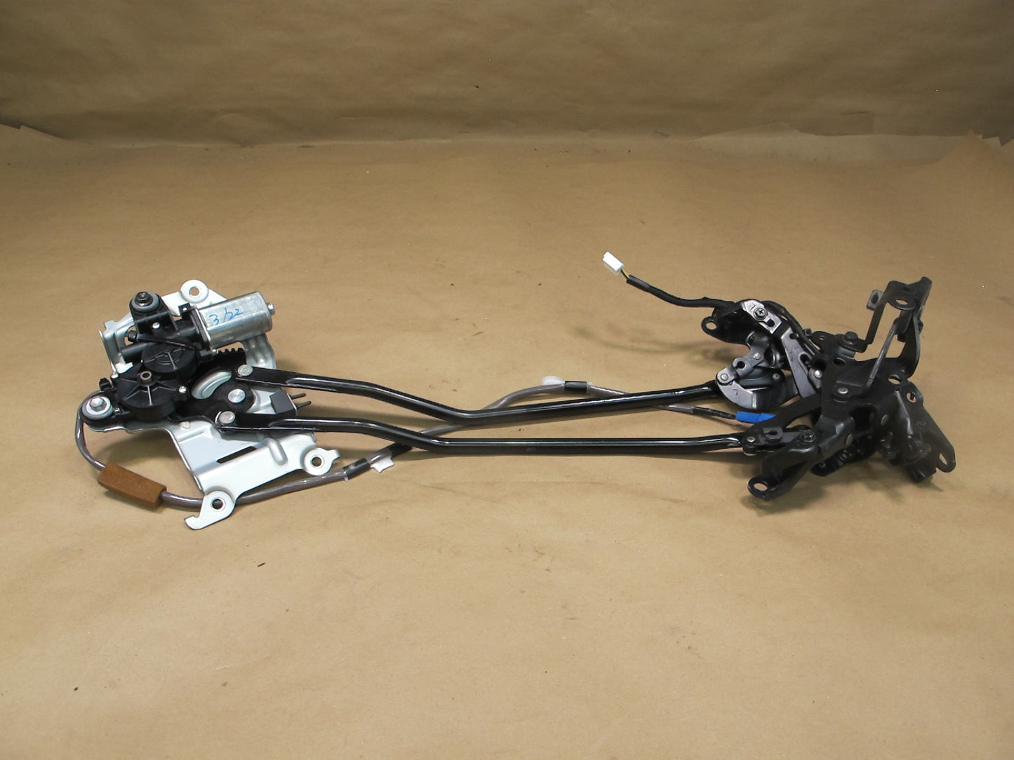 10-15 Lexus IS250 IS350 Convertible Rear Trunk Roof Lock Latch Motor Assy OEM