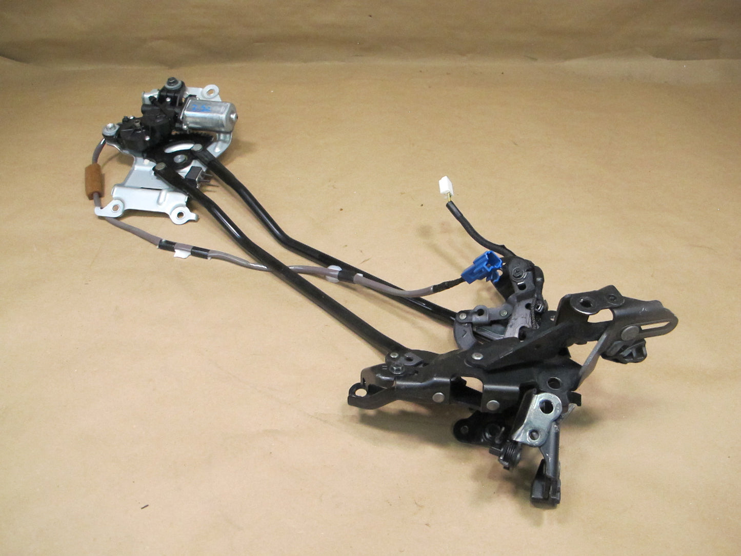 10-15 Lexus IS250 IS350 Convertible Rear Trunk Roof Lock Latch Motor Assy OEM