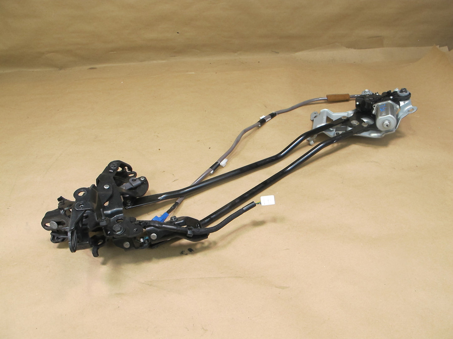 10-15 Lexus IS250 IS350 Convertible Rear Trunk Roof Lock Latch Motor Assy OEM