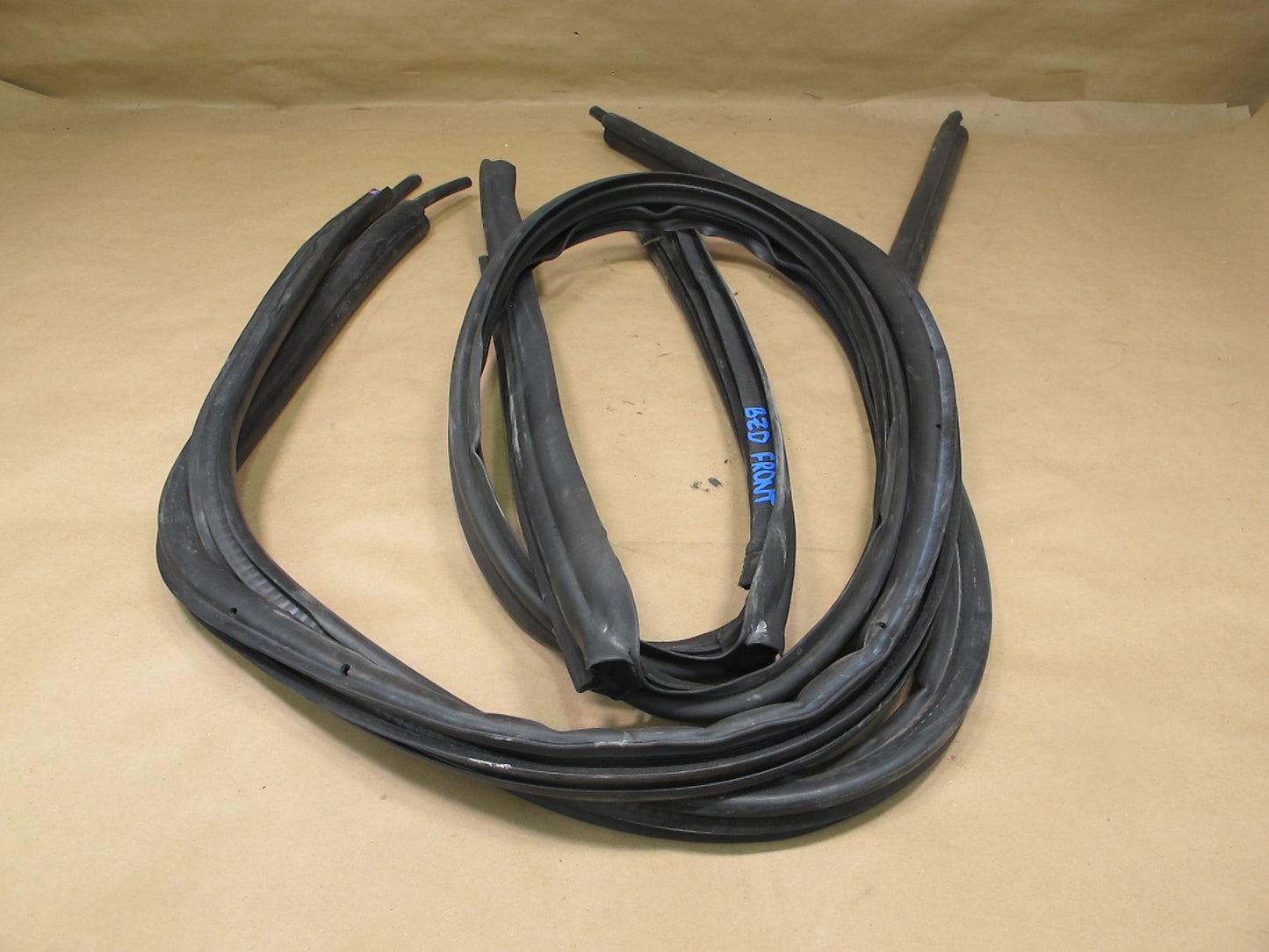 03-08 BMW E85 Z4 Set of 3 Windshield Door Weatherstrip Rubber Seal Cover OEM